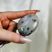 Load image into Gallery viewer, B-Grade 8th Vein Ocean Jasper Palmstone 3
