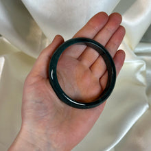 Load image into Gallery viewer, Guatemalan Jade Bangle C (62mm inner diameter)