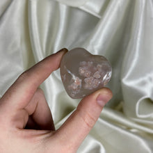 Load image into Gallery viewer, Flower Agate Heart Carving A