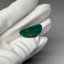 Load image into Gallery viewer, Malachite Cabochon 21.98ct