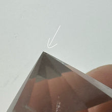 Load image into Gallery viewer, Clear Quartz Vogel F (imperfect)