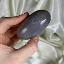 Load image into Gallery viewer, Deep Denim-Blue Rose Quartz Palmstone