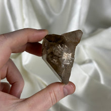 Load image into Gallery viewer, Unpolished 2.5oz Smoky Citrine Point