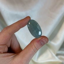 Load image into Gallery viewer, High End Aquamarine Pocket Palm B