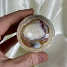 Load image into Gallery viewer, 8oz Banded Calcite & Agate “Creamsicle” Sphere