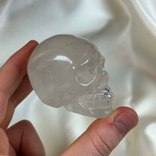 Load image into Gallery viewer, Quartz Skull Carving C