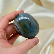 Load image into Gallery viewer, Polychrome Jasper Palmstone G