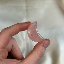 Load image into Gallery viewer, Gemmy Rose Quartz Moon Carving