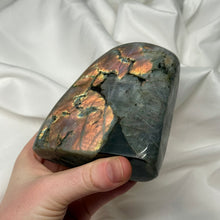Load image into Gallery viewer, Sunset Labradorite Freeform (1lb9.6oz)