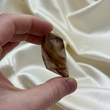 Load image into Gallery viewer, Rutilated Quartz Freeform G