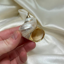 Load image into Gallery viewer, Pearlized Turbo Shell Pendant C