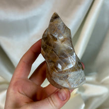 Load image into Gallery viewer, Peach Moonstone with Smoky Quartz Flame (12oz)
