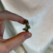 Load image into Gallery viewer, 1.55g Angel Chime Moldavite