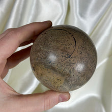 Load image into Gallery viewer, 1lb3.6oz Dendritic Jasper Sphere
