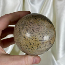 Load image into Gallery viewer, 1lb3.6oz Dendritic Jasper Sphere