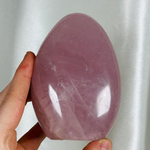 Load image into Gallery viewer, Star Rose Quartz Freeform C