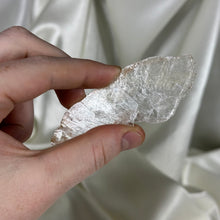 Load image into Gallery viewer, Genuine Selenite Plate from Utah E