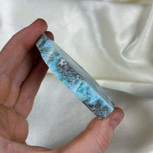 Load image into Gallery viewer, AA Larimar Slab B (self standing)