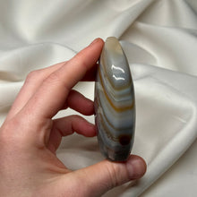 Load image into Gallery viewer, Brazilian Agate Flame B (144g)