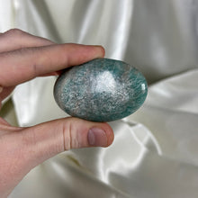 Load image into Gallery viewer, Super Flashy Amazonite Palmstone D