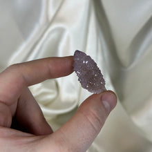 Load image into Gallery viewer, Spirit Amethyst Point C