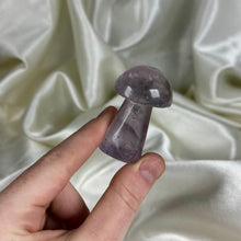 Load image into Gallery viewer, Gemmy Amethyst Mushroom Carving