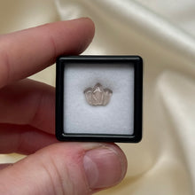 Load image into Gallery viewer, Brazilian Tourmaline Lotus Carving A