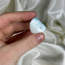 Load image into Gallery viewer, Larimar Tumble C