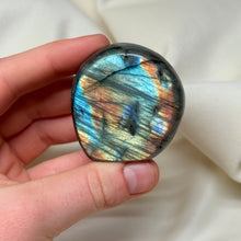 Load image into Gallery viewer, Tri Tone Flash Labradorite Freeform