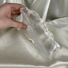 Load image into Gallery viewer, Genuine Selenite with Light Pink Phantoms