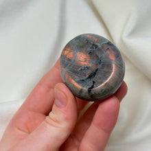 Load image into Gallery viewer, Small Labradorite Bowl A