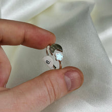 Load image into Gallery viewer, Size 6 Star & Moon Sterling Silver Labradorite Ring