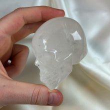 Load image into Gallery viewer, Quartz Skull Carving D