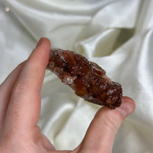 Load image into Gallery viewer, Hematite Quartz Cluster G