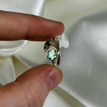 Load image into Gallery viewer, Size 6 Star & Moon Sterling Silver Labradorite Ring B
