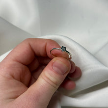 Load image into Gallery viewer, Size 7 Sterling Silver Meteorite Star Carving Ring C