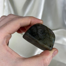 Load image into Gallery viewer, Floral Flash Labradorite Freeform (imperfect)