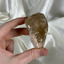 Load image into Gallery viewer, Unpolished 4oz Citrine Point