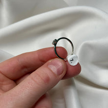 Load image into Gallery viewer, Size 7 Sterling Silver Meteorite Star Carving Ring B