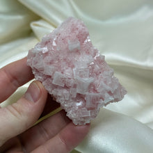 Load image into Gallery viewer, California Halite Specimen B