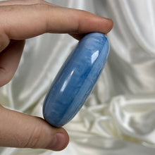 Load image into Gallery viewer, Blue Opal Palmstone G
