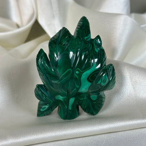 Self-standing Malachite “Mary Jane” Carving