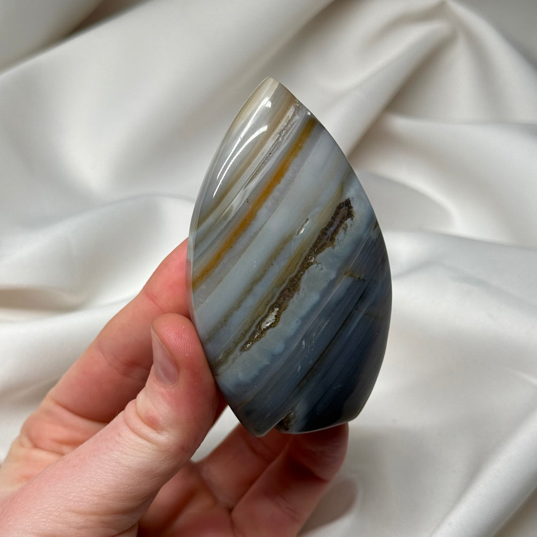 Brazilian Agate Flame B (144g)