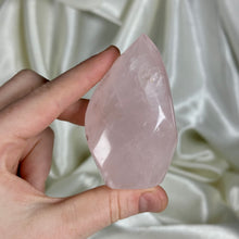 Load image into Gallery viewer, Rose Quartz Flame C
