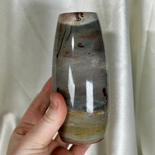 Load image into Gallery viewer, Dendritic Jasper Vase
