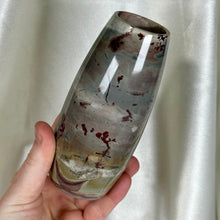 Load image into Gallery viewer, Dendritic Jasper Vase
