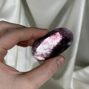 Flashy Gem Lepidolite Palmstone