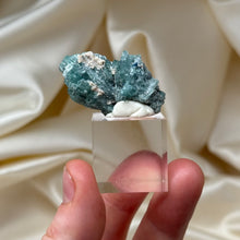 Load image into Gallery viewer, Cotton Candy Blue Brazilian Tourmaline Spray
