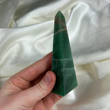 Load image into Gallery viewer, Green Aventurine Tower G
