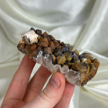 Load image into Gallery viewer, Hematite Quartz Cluster K
